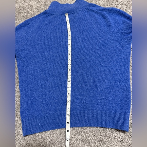 Khaite Cashmere V-Neck Sweater. Good condition. - Picture 10 of 10